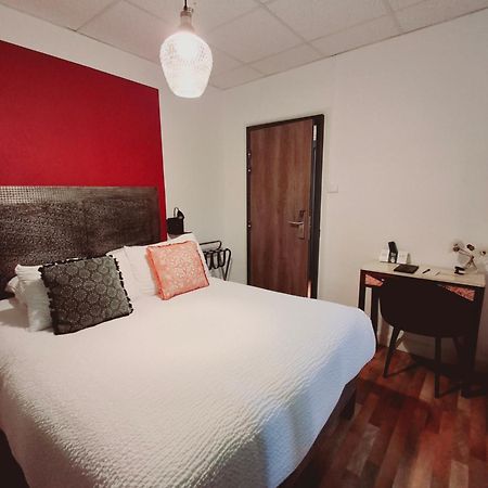 Logis Hotel Restaurant La Brasserie Treignac Luaran gambar