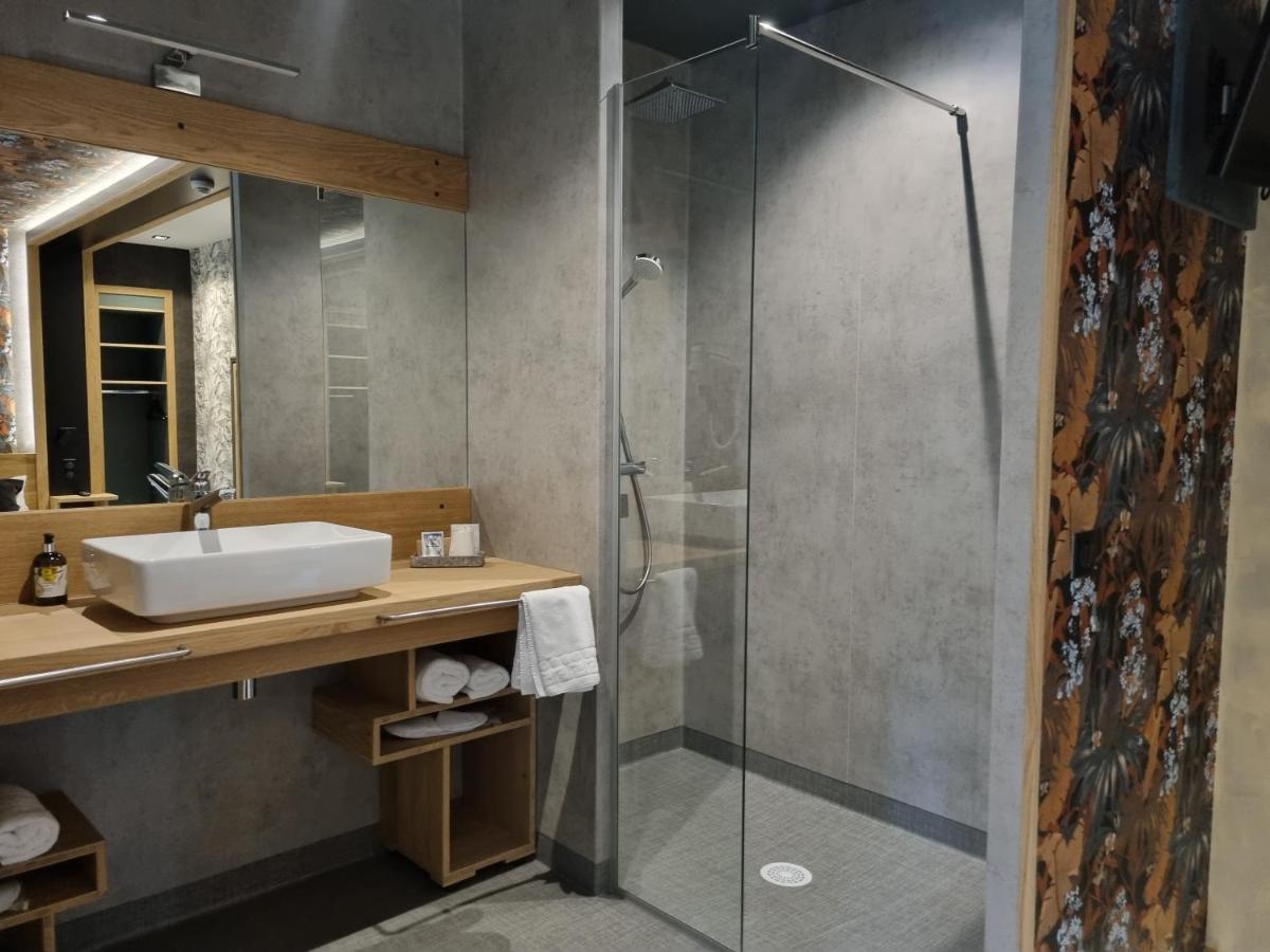 Logis Hotel Restaurant La Brasserie Treignac Luaran gambar